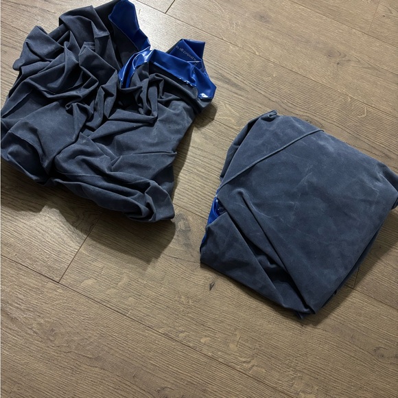 Two 1st Class Kid XL Inflatable FootRest Leg Rest Travel Pillow - Picture 2 of 2